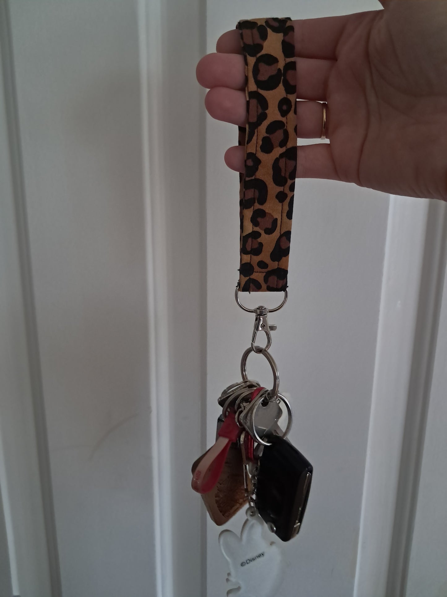 Wristlet keychain