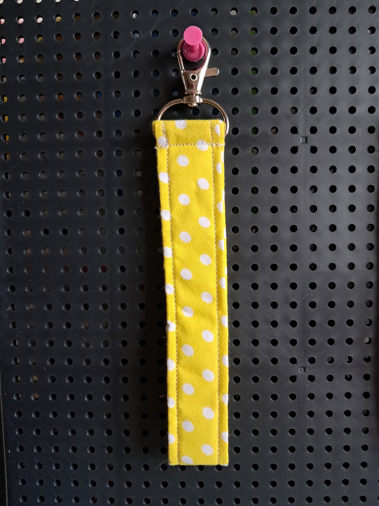 Wristlet keychain