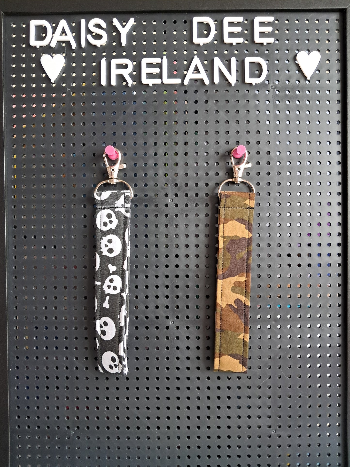 Wristlet keychain