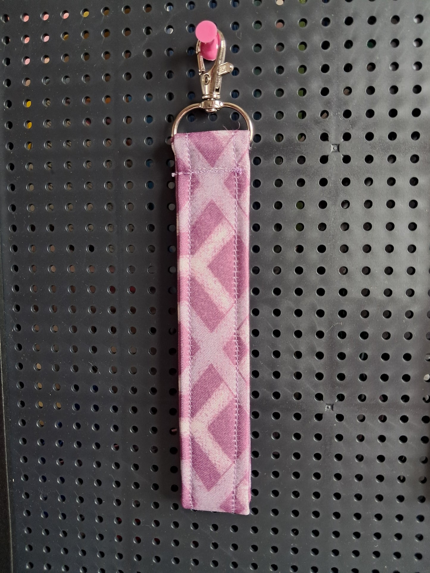 Wristlet keychain